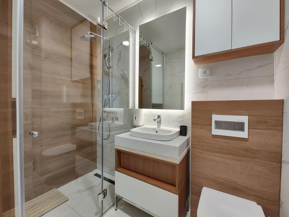 Velika Recepcija 26 Apartment